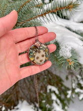 Load image into Gallery viewer, Petoskey Stone and Resin Necklace